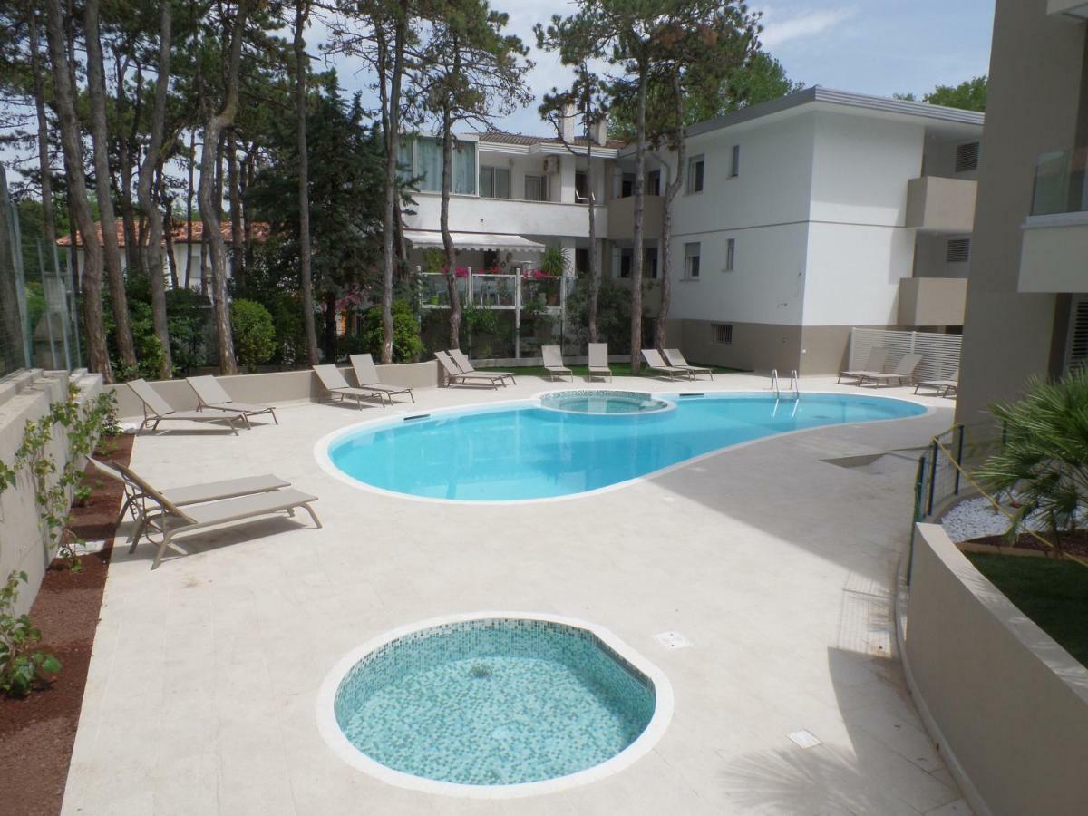 Residence Melograno Bibione Luaran gambar