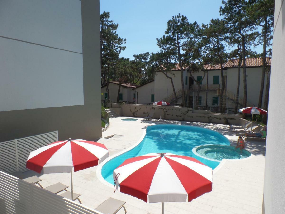 Residence Melograno Bibione Luaran gambar