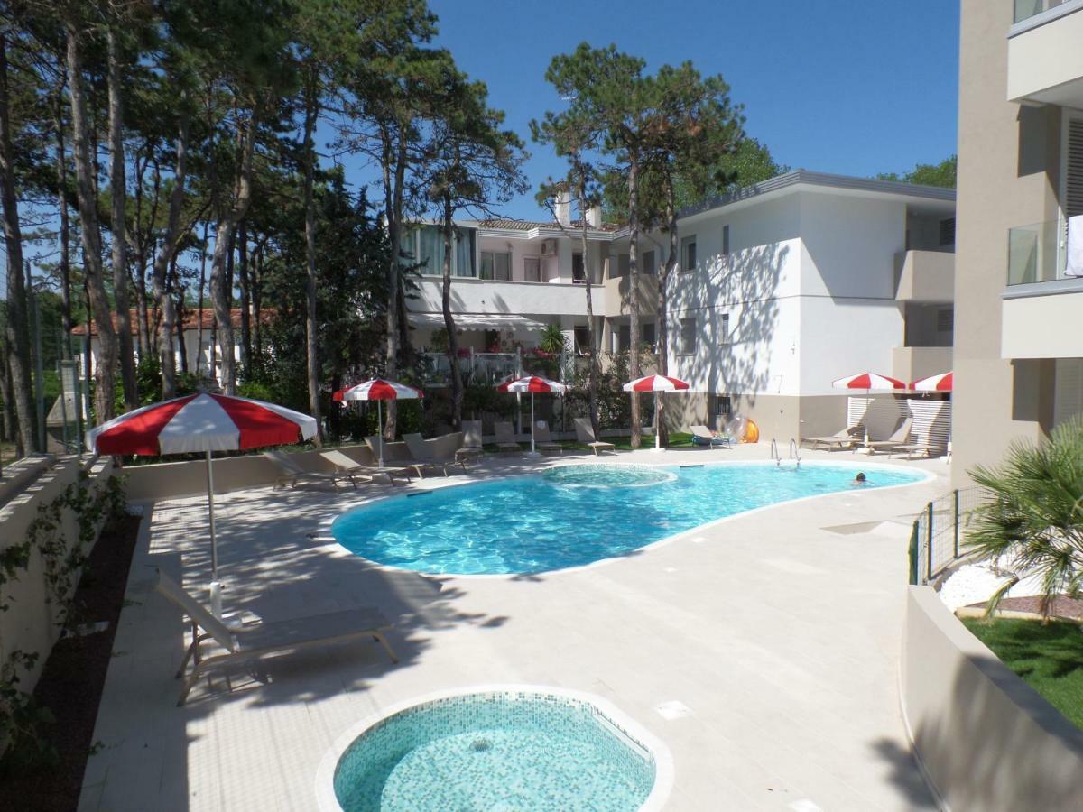 Residence Melograno Bibione Luaran gambar