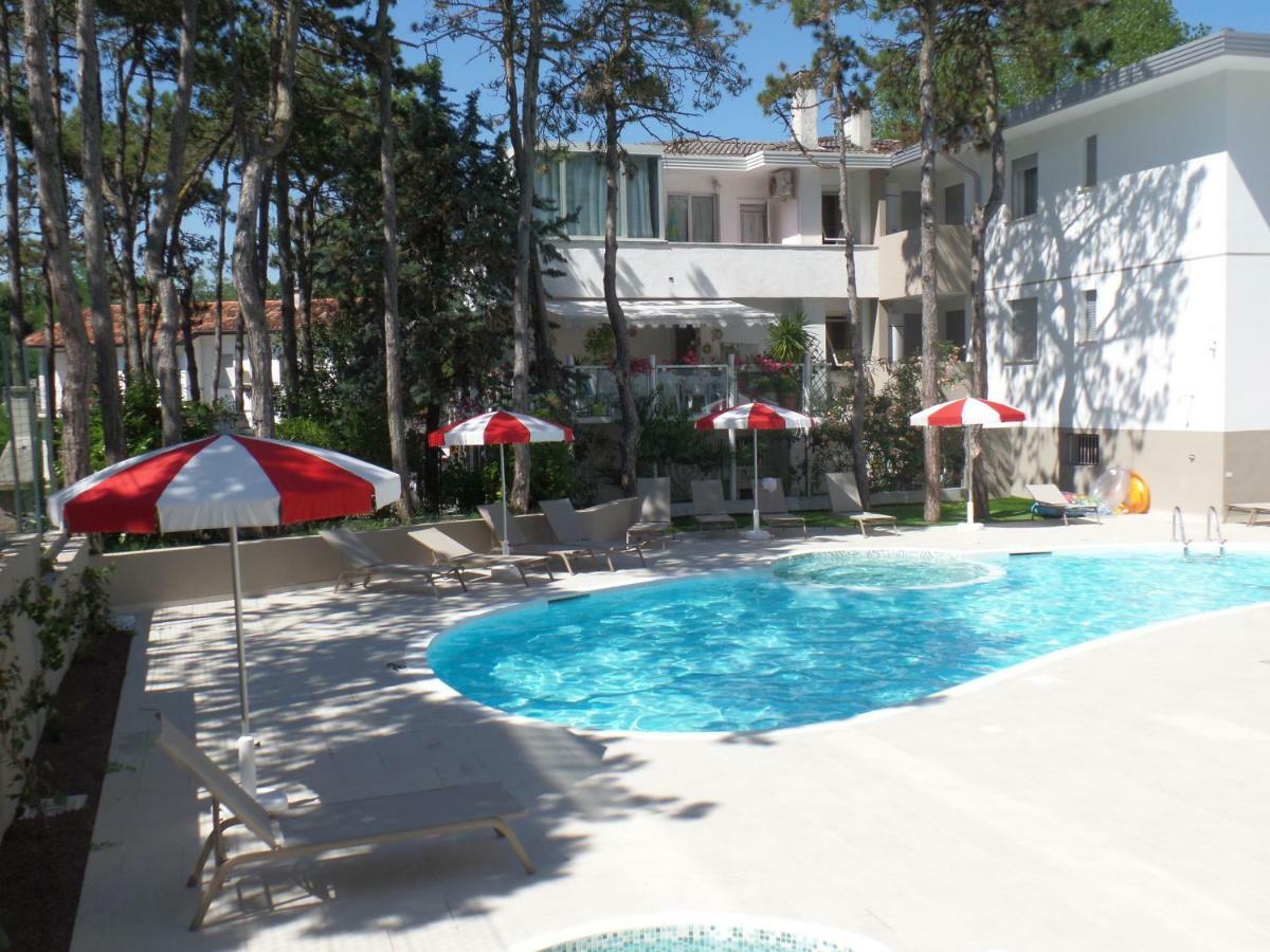 Residence Melograno Bibione Luaran gambar