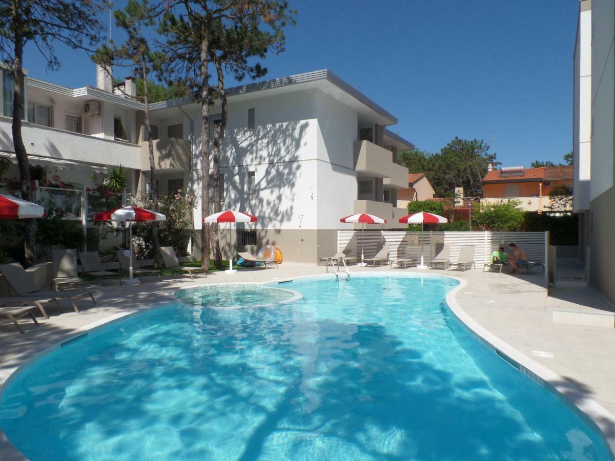 Residence Melograno Bibione Luaran gambar
