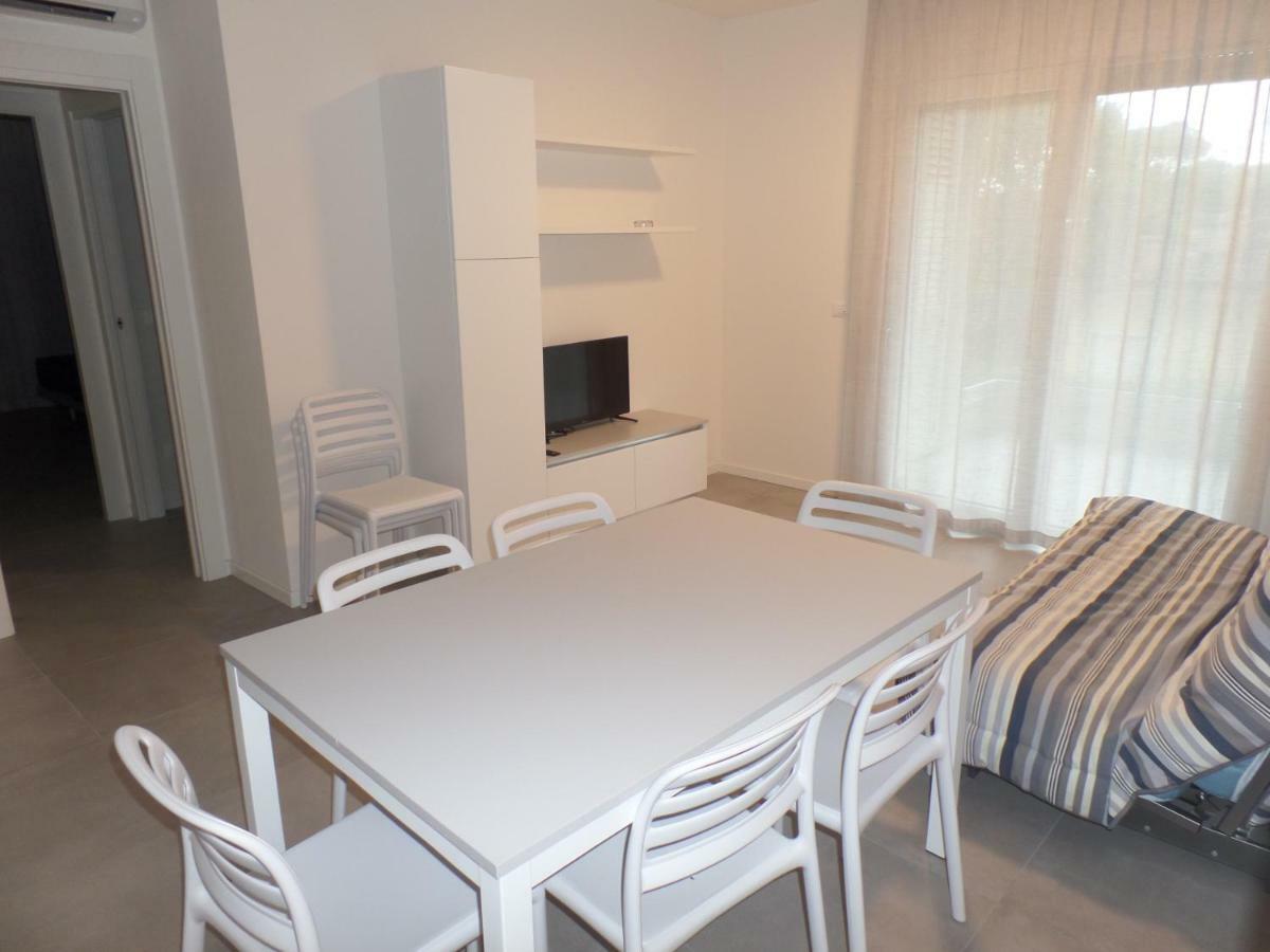 Residence Melograno Bibione Luaran gambar